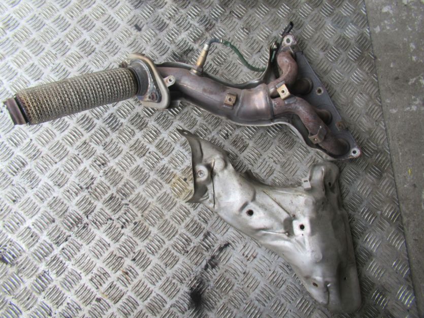 DACIA DUSTER I LIFT 1.6 SCE KOLEKTOR WYDECHOWY