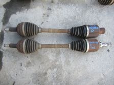 DACIA DUSTER I LIFT 1.6 SCE 4X4 PÓŁOS LEWA LEWY PRZÓD