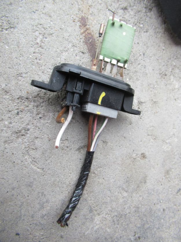 DACIA LODGY DOKKER LIFT 2017 R. REZYSTOR