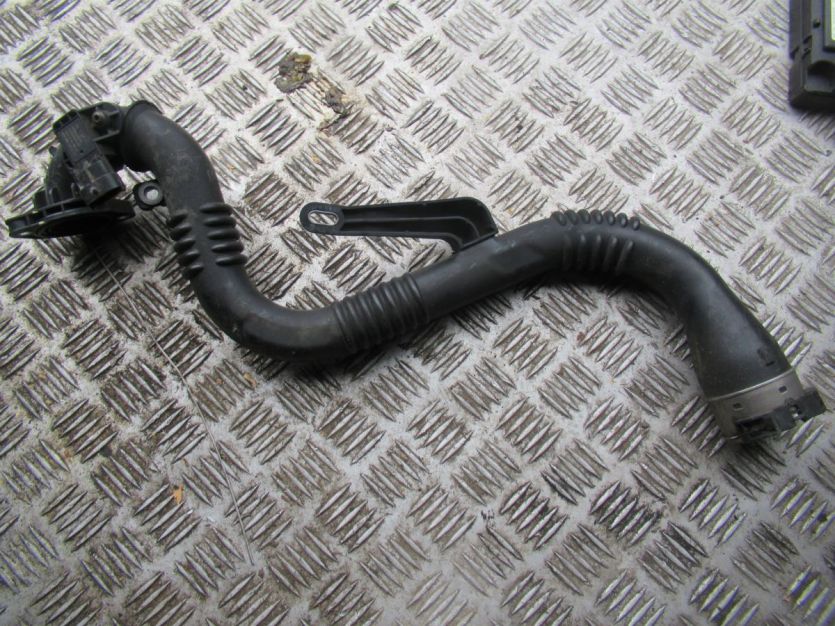 DACIA LODGY DOKKER LIFT 2017 R. 1.2 TCE PRZEWÓD RURKA TURBO