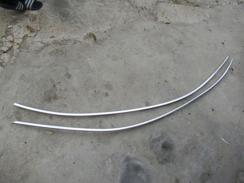 MASERATI GHIBLI M157 LISTWA CHROM DACHU PRAWA