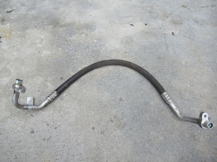 DACIA SANDERO II 1.2 16V RURKA PRZEWÓD KLIMATYZACJI 924901332R