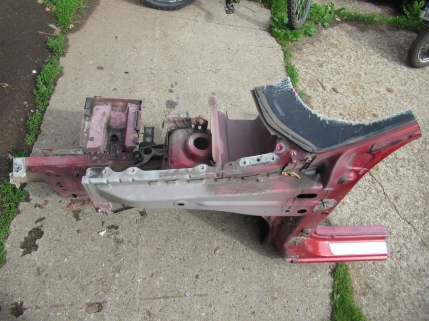 DACIA SANDERO II PODŁUZNICA LEWA