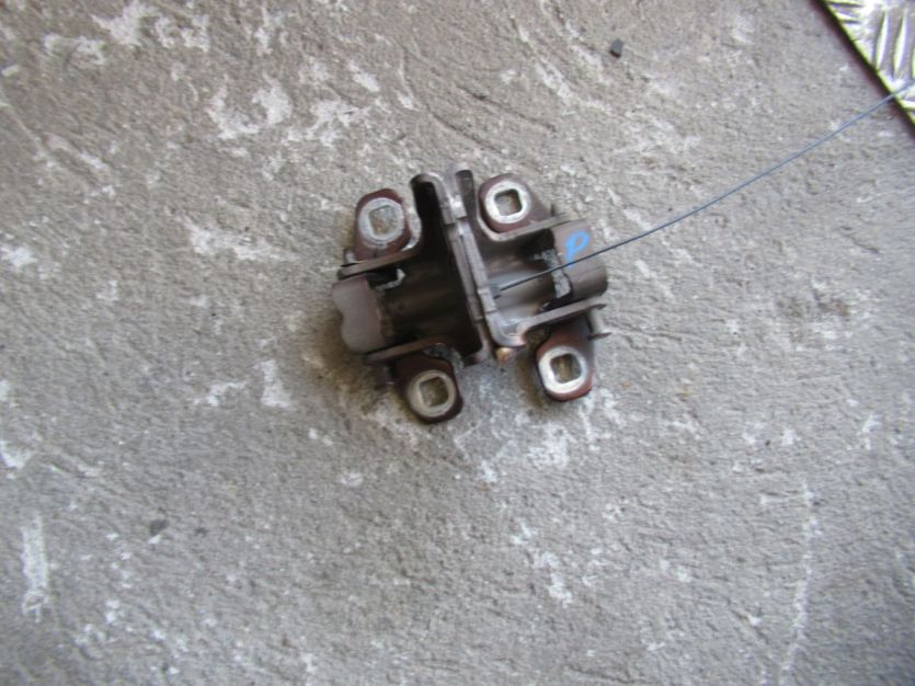 DACIA LODGY DOKKER ZAWIAS ZAWIASY DRZWI PRAWY PRZÓD