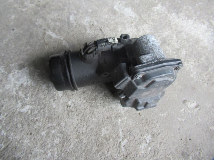 BMW F10 F11 2.0 D PRZEPUSTNICA 1354 7810752 03