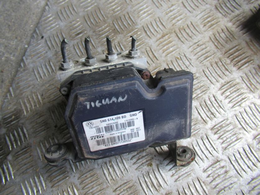 VW TIGUAN I 5N LIFT 11-15r POMPA HAMULCOWA ABS 5N0614109BD