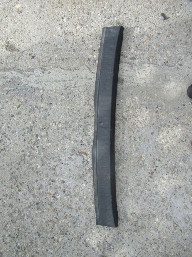 DACIA LODGY OSŁONA PASA TYŁ