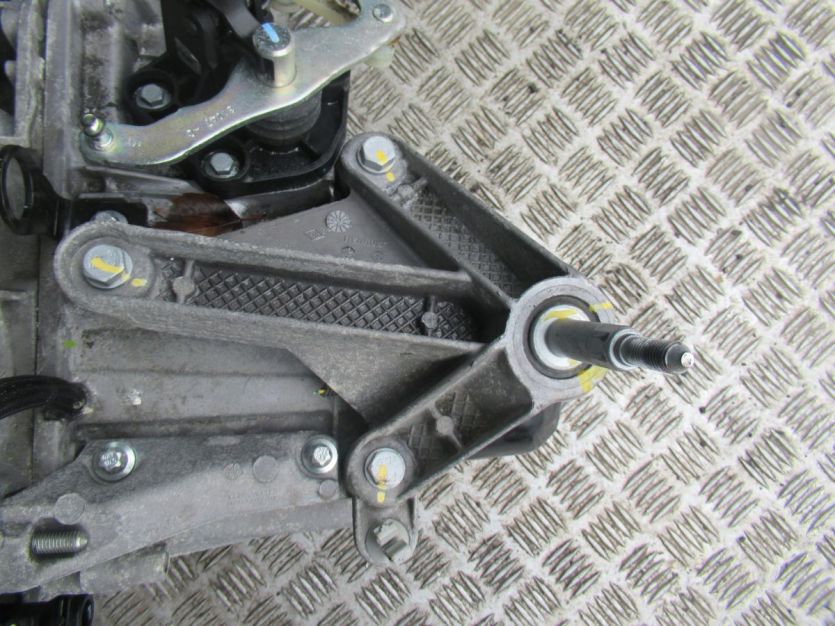 DACIA LODGY DOKKER ŁAPA SKRZYNI 1.2 TCE JR5377