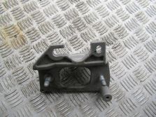 DACIA DUSTER I LIFT 1.6 16V PODUSZKA ŁAPA SKRZYNI