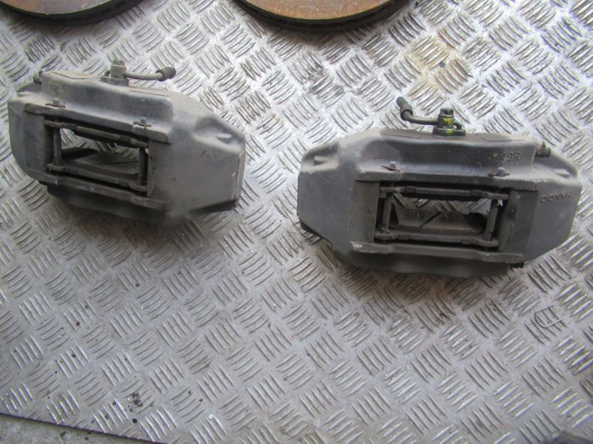 hyundai EQUUS GENESIS 2015 R. 5.0 ZACISK HAMULCOWY LEWY