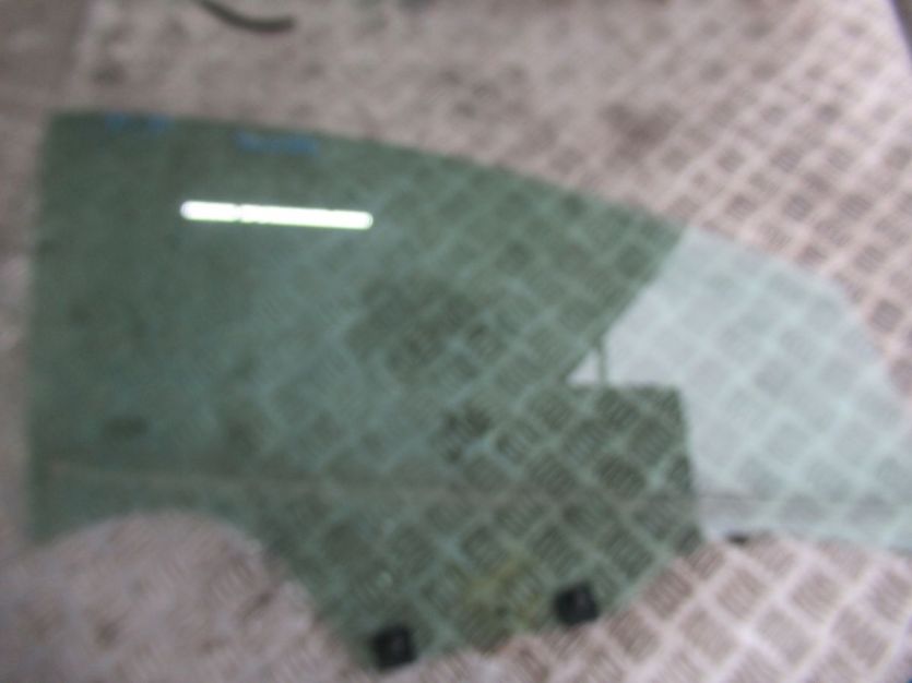 DACIA JOGGER 2022 SZYBA PRAWY PRZÓD