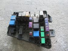 hyundai EQUUS GENESIS 2015 5.0 GDI SKRZYNKA BEZPIECZNIKÓW