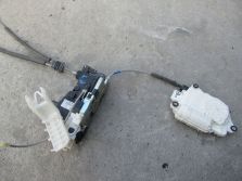 hyundai EQUUS GENESIS 2015 R. ZAMEK DRZWI PRAWY TYŁ