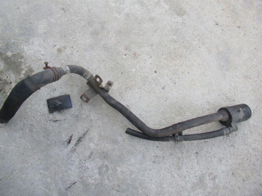 hyundai EQUUS GENESIS 2015 R. 5.0 GDI V8 WLEW PALIWA