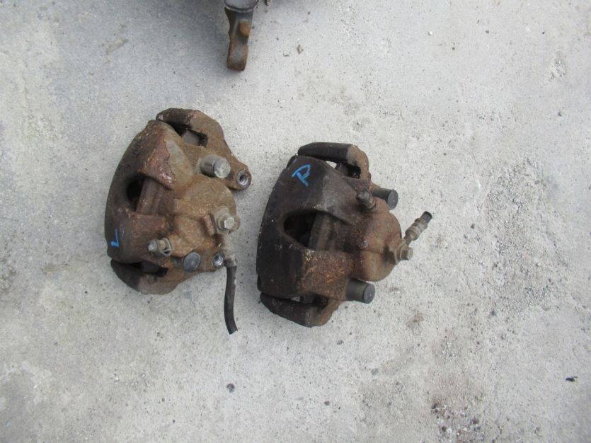 OPEL ADAM S 1.4 TURBO ZACISK HAMULCOWY LEWY