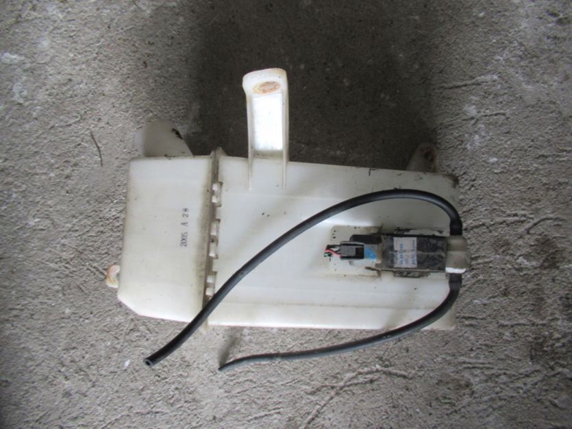 chevrolet nubira LACETTI 2.0 VCDI ZBIORNICZEK PŁYNU SPRYSKIWACZY