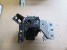 SUZUKI SX4 S-CROSS 1.4 t LIFT HYBRID VITARA HYBRID PODUSZKA SILNIKA