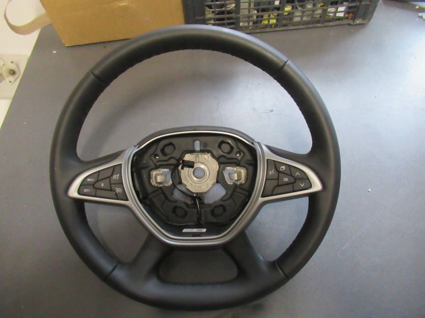 DACIA JOGGER 2023 KIEROWNICA JAK NOWA 484007828R