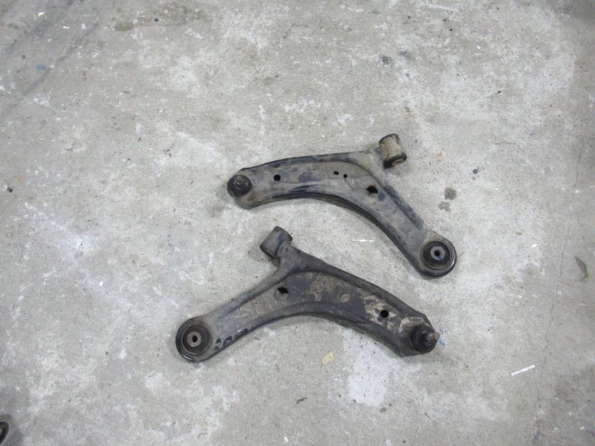 VITARA III LIFT 2018 R. WAHACZ PRAWY