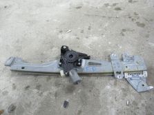 SUZUKI SX4 S-CROSS LIFT MECHANIZM SZYBY PRAWY PRZÓD