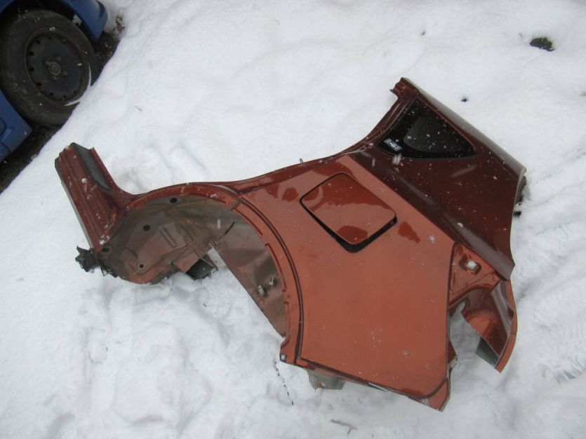 SUZUKI SX4 S-CROSS LIFT BŁOTNIK LEWY TYŁ ZEE