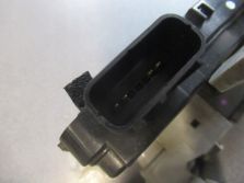 HYUNDAI SONATA HYBRID 2010-2015 2.4 ZAMEK PRAWY PRZÓD 81320-3S200R