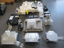 SUZUKI SX4 S-CROSS LIFT 1.4 T KOMPUTER 33910-60R00