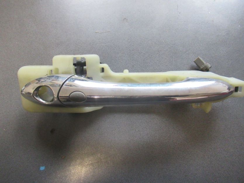 HYUNDAI SONATA HYBRID 2010-2015 2.4 KLAMKA LEWY PRZÓD