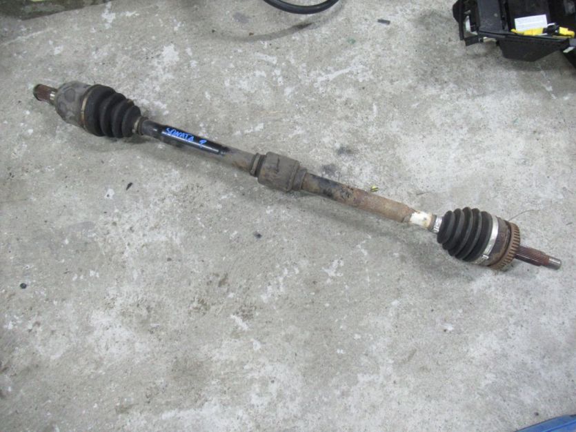 HYUNDAI SONATA HYBRID 2010-2015 2.4 PÓŁOS PRAWY PRZÓD