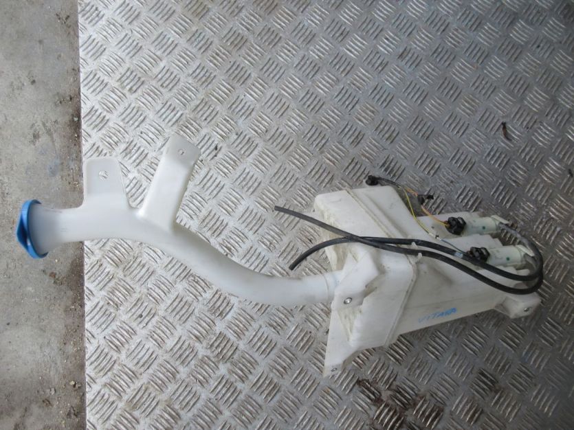 SUZUKI VITARA III LIFT ZBIOENICZEK SPRYSKIWACZY