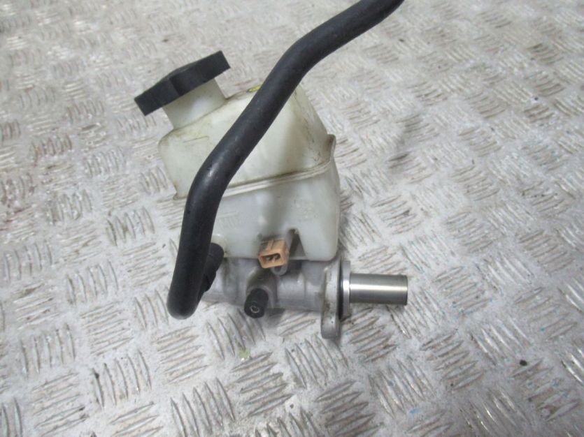 HYUNDAI SONATA HYBRID 2011-2015 2.4 pompka