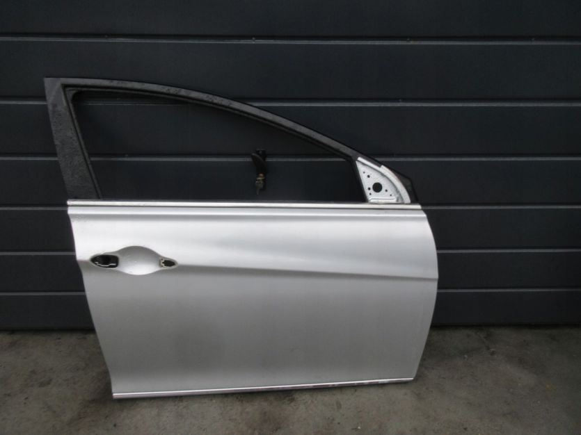 HYUNDAI SONATA IV DRZWI PRAWY PRZÓD SEDAN USA HYBRID 2012 R.