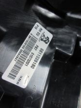 PEUGEOT 5008 II 2018 R. 1.6 THP LAMPA PRAWY TYŁ 9811028180