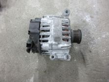 PEUGEOT 5008 II 2018 R. 1.6 THP ALTERNATOR 9822230780
