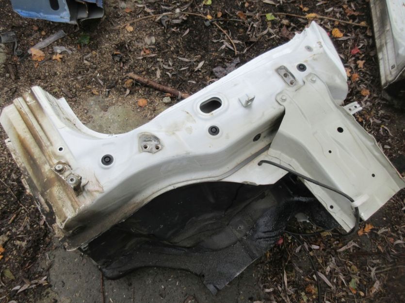 suzuki VITARA III PODŁUŻNICA PRÓG prawy SŁUPEK przód