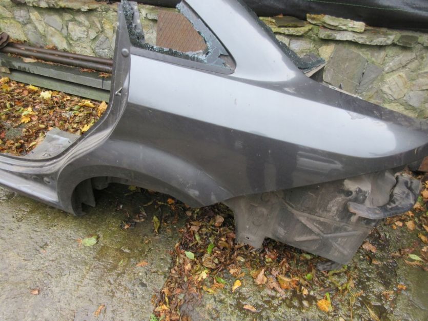 FIAT LINEA BŁOTNIK LEWY TYŁ