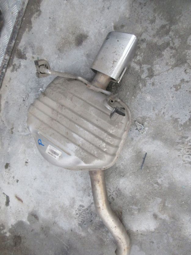 MERCEDES GLK X204 2.2 CDI TŁUMIK PRAWY A2044907159