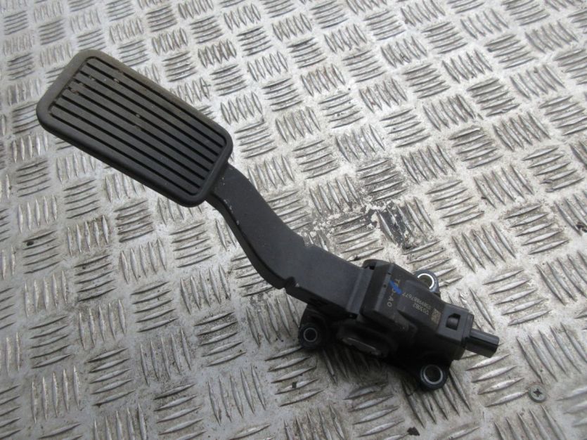 HONDA CIVIC IX SEDAN 12-16 1.8 PEDAŁ GAZU