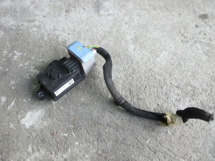 PEUGEOT 5008 II 2018 R. 1.6 THP MODUŁ START STOP 9828207680-00