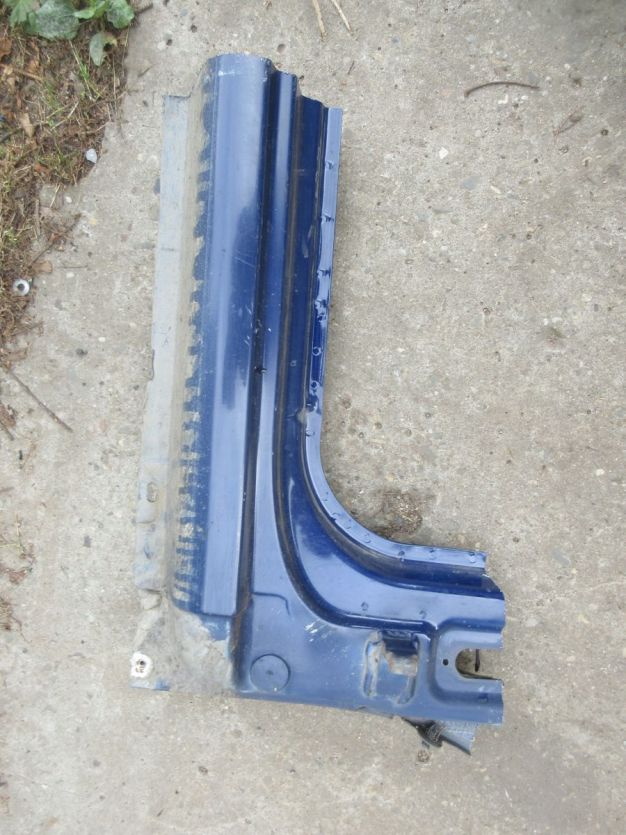 RENAULT THALIA II 2011 r. PRÓG SŁUPRK PRAWY DV460