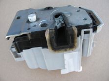 ZAMEK DRZWI LEWY TYŁ YPSILON 11-22 51926059