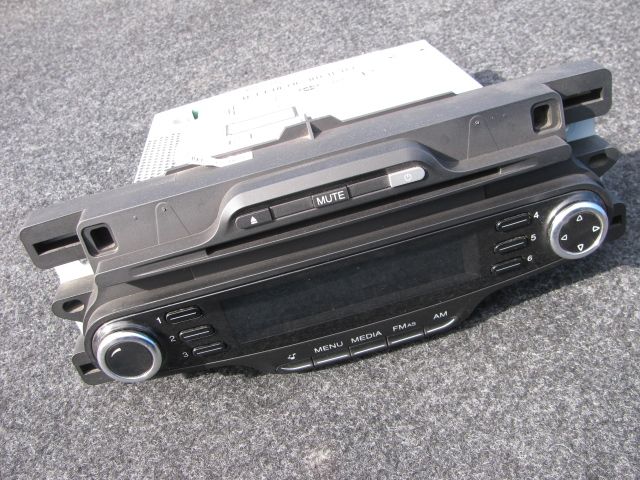 RADIO CD ALFA GIULIETTA ORYGINAŁ BOSCH 1560968770