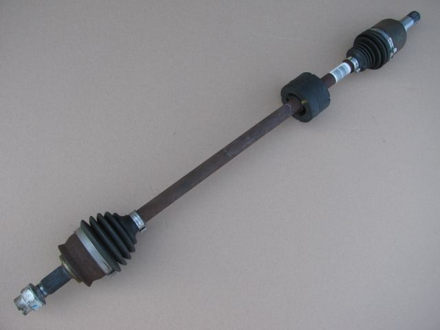 PÓŁOŚ PRAWA DŁUGA PRZEGUBY FIAT PANDA III 1.2 12-16 51902277