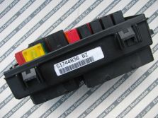 SKRZYNKA BEZPIECZNIKÓW FIAT GRANDE PUNTO 05- 51744836 BZ