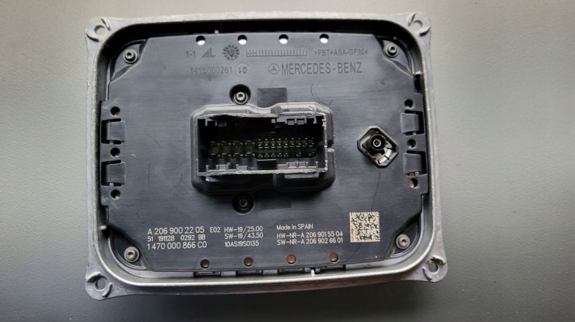 Przetwornica Moduł LED Mercedes-Benz OE A2069002205 W206 C206 A206 NOWA !!!