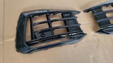Kratka atrapa zderzaka PRZÓD PRAWA VW Volkswagen Touareg III 18- 760853666J
