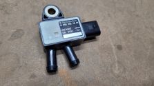 Czujnik ciśnienia spalin Mercedes W205 W213 C117 A0009057809 ORYG. NOWY !!!
