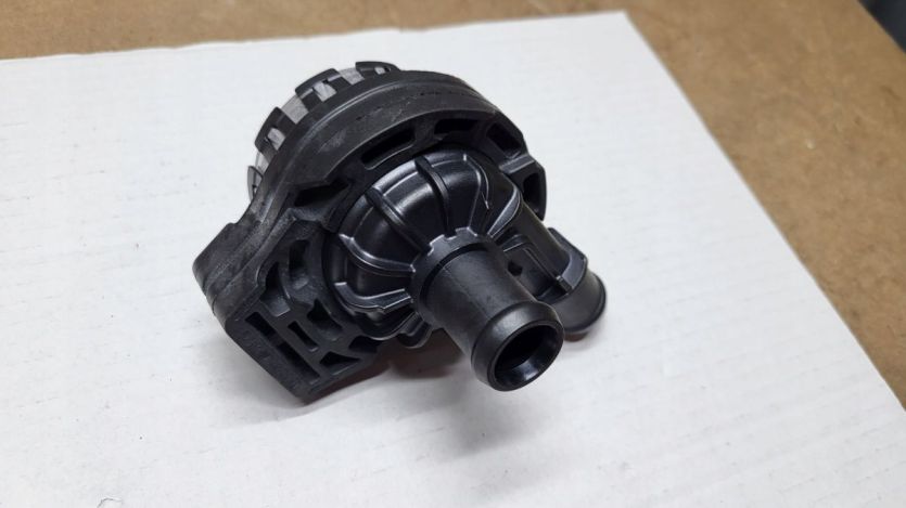 POMPA POMPKA WODY Dodat VW AUDI SEAT SKODA 2N0965567C NOWA! ORYGINALNA !!!