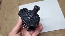 POMPA POMPKA WODY Dodat VW AUDI SEAT SKODA 2N0965567C NOWA! ORYGINALNA !!!