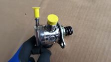 NOWA Pompa paliwa ORYGINAŁ Vw Volkswagen Audi Skoda Seat 05E127027L